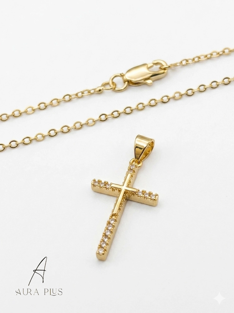 Petite Pavé Cross